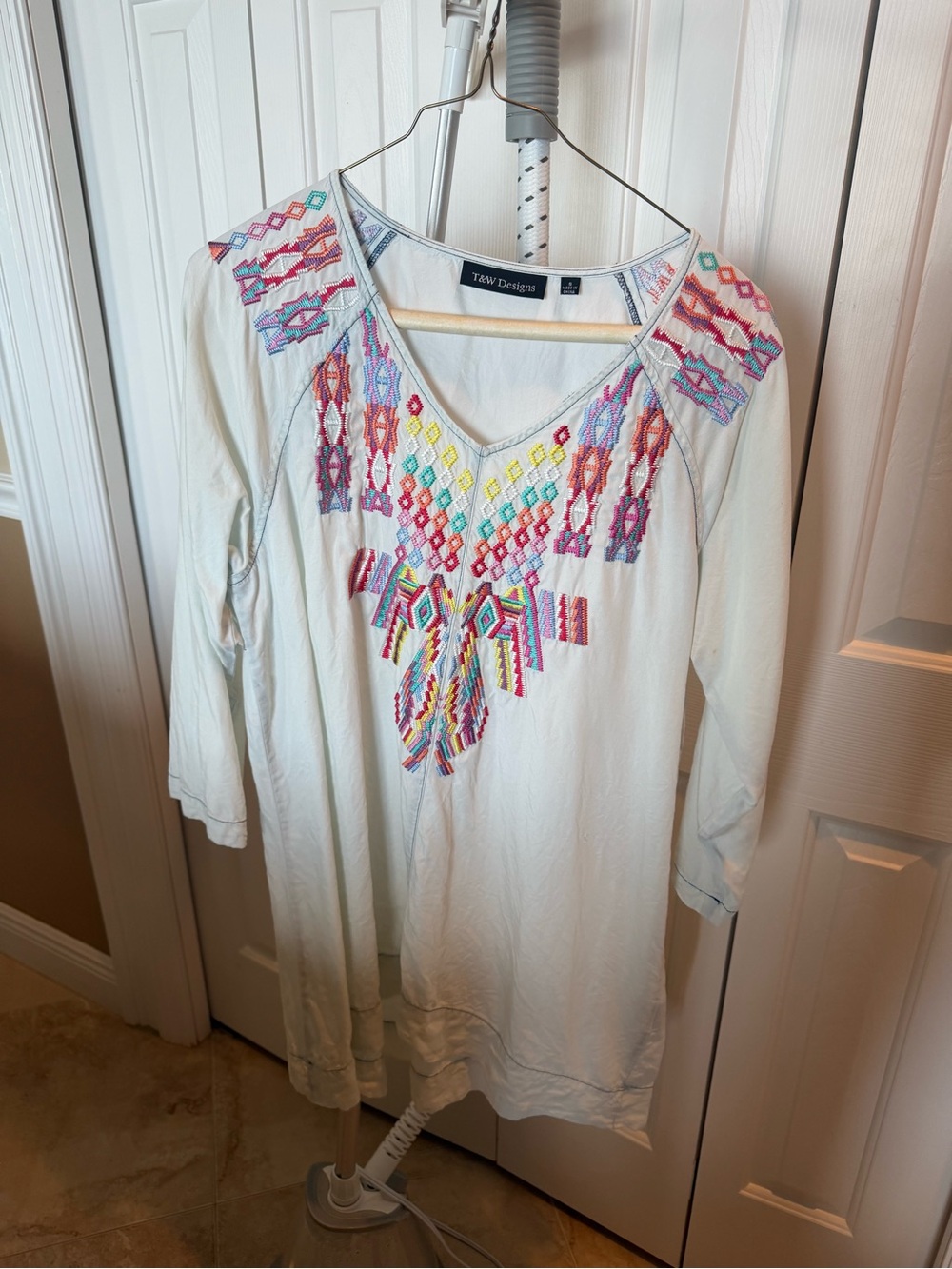 T& W Designs White Embroidered V-Neck Tunic